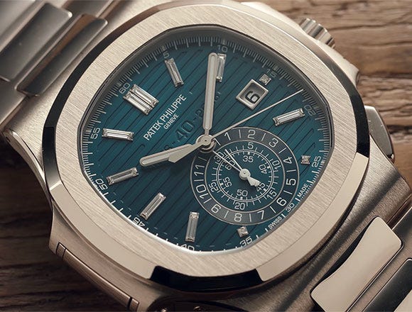 Review: Patek Philippe Nautilus 5976/1G